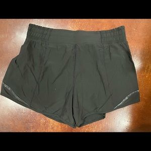 DHG tracker shorts